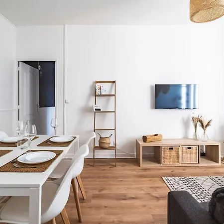 Le Cosy - 2 Chambres - Hyper Centre 公寓